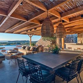 6 bedroom villa with pool, East Paros, sleeps 12